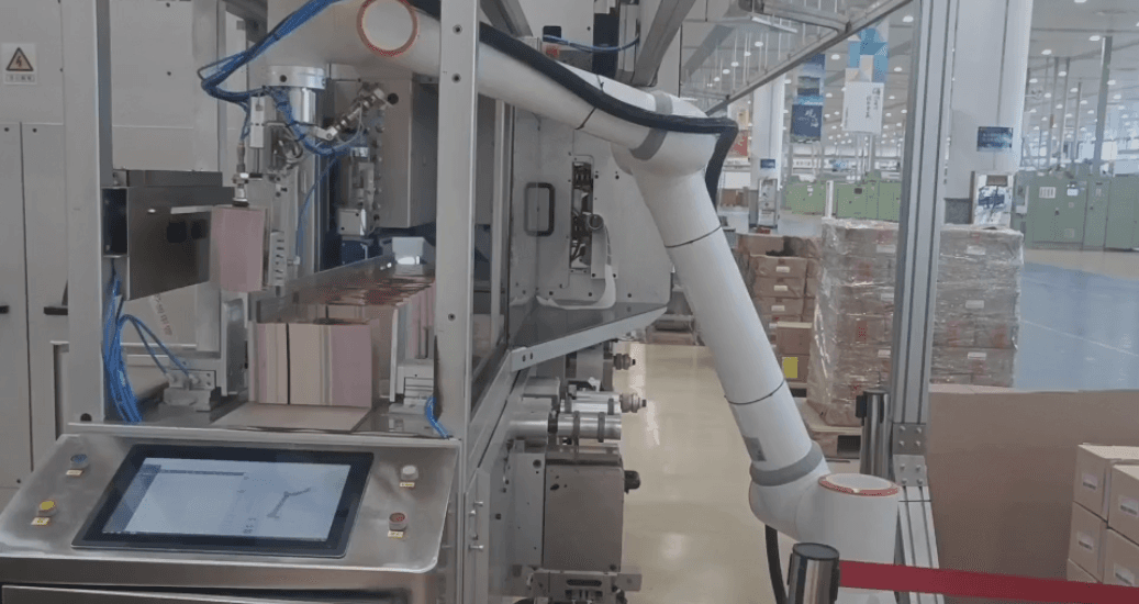 Pick & Place of Card Boards with Fairino FR20 robot